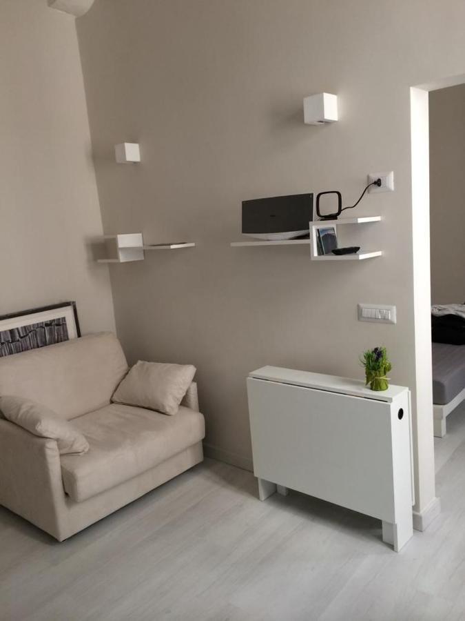 Savelli Apartment Old Town - Near Navona Place Rome Buitenkant foto