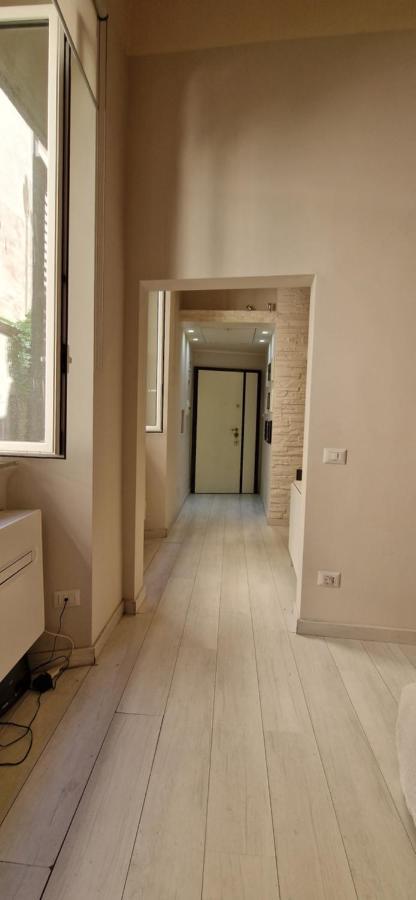 Savelli Apartment Old Town - Near Navona Place Rome Buitenkant foto